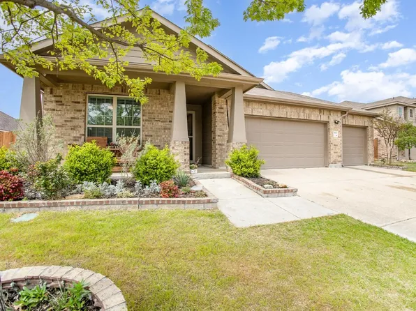 2015 Brenham Dr, Heartland, TX 75126