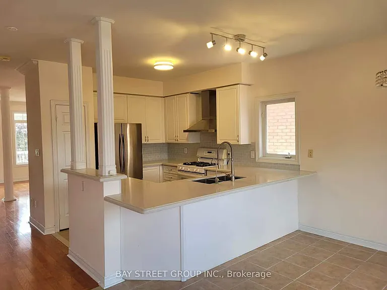 118 Gable Ave — Photo 16