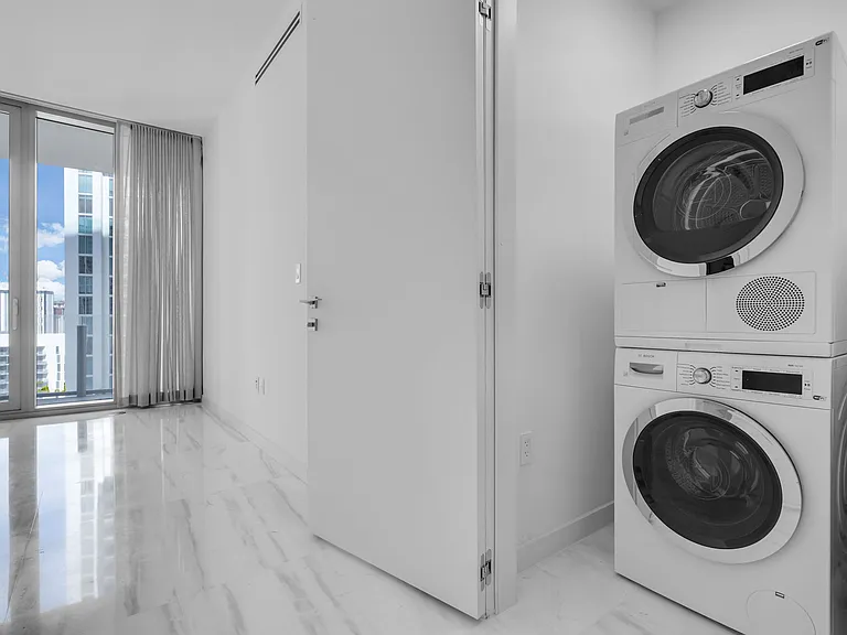 300 Biscayne Boulevard Way #3008 — Photo 24
