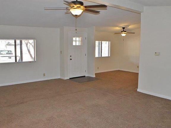 2nd image of 623 N Deer Creek Dr
