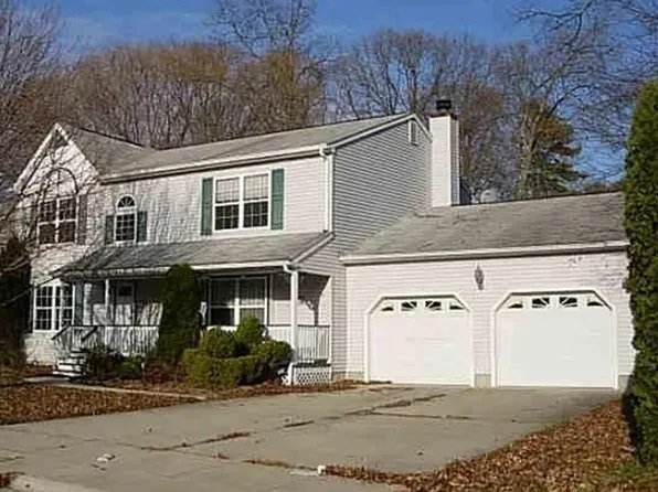 12 Juliana Dr, Absecon, NJ 08201