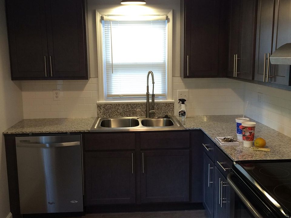 1st image of 1006 Idaho St