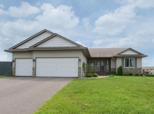 1206 Hidden Creek Blvd, Mayer, MN 55360