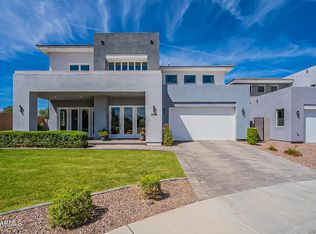 2944 S San Tan Village Pkwy, Gilbert, AZ 85295