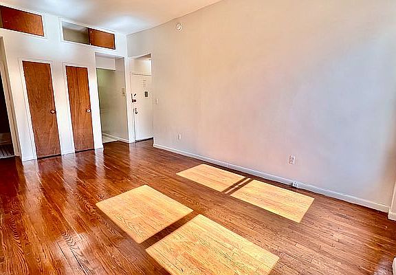 2nd image of 339 W 88th St APT 10