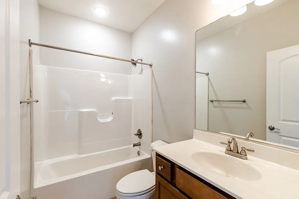 St. Ivans Apartments — Photo 4