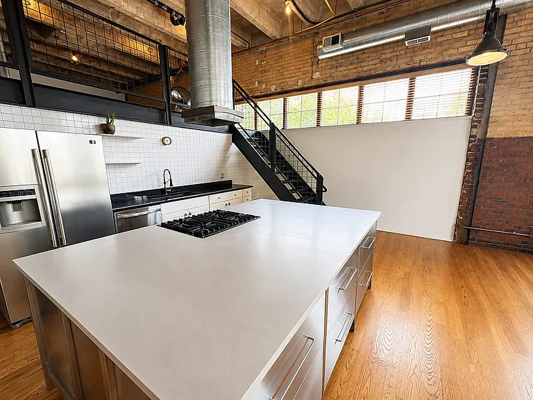 1000 E 18th Ave #100 — Photo 9
