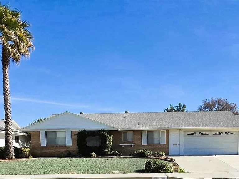 28894 Portsmouth Dr — Photo 1