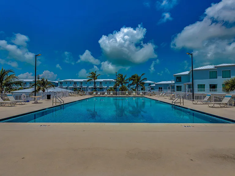 10877 Overseas Hwy #108 — Photo 28