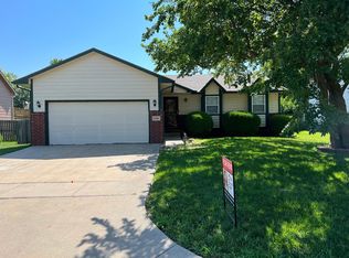 1906 S Honeytree St, Wichita, KS 67207
