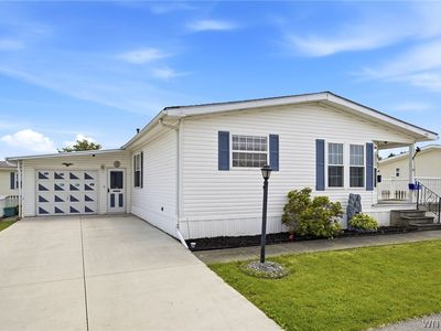 22 Cypress Rd, Buffalo, NY, 14227