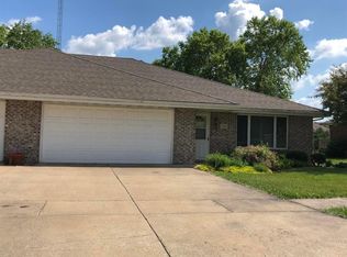 131 Pack Ct, Morris, IL 60450