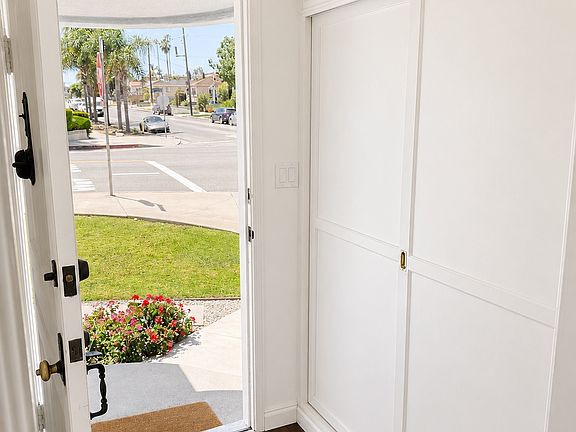 2nd image of 1192 W 19th St