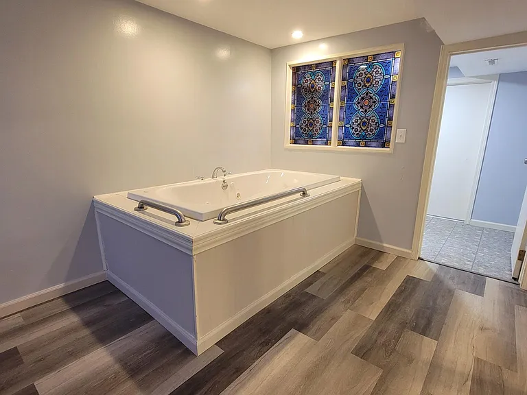 5025 NW 62nd St — Photo 35