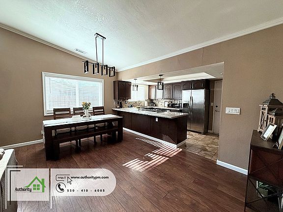 5th image of 2583 Velia St