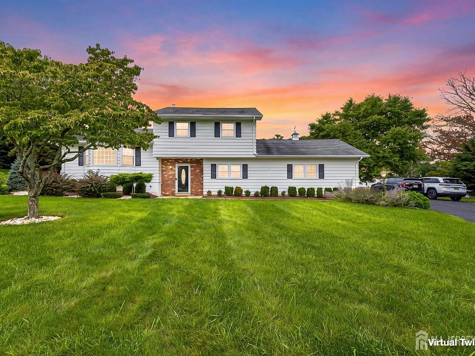 1st image of 5 Travis Ct