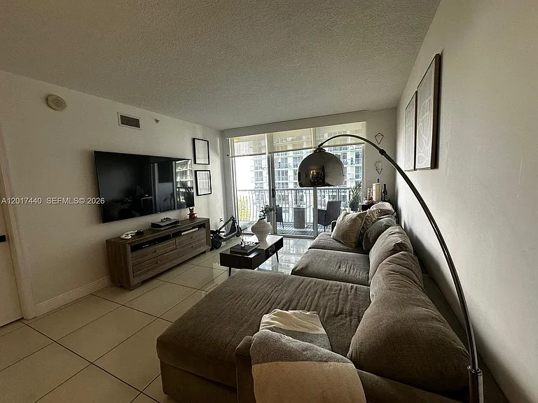 1750 N Bayshore Dr #1609 — Photo 7