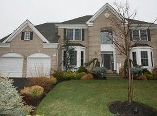 36 Sunflower Dr, Huntingdon Valley, PA 19006