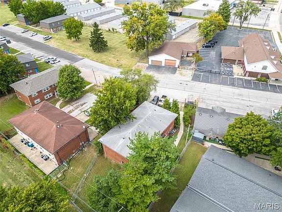 5th image of 4060 Oakmont Dr