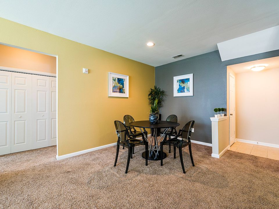 Open Floor Plan Dining Area