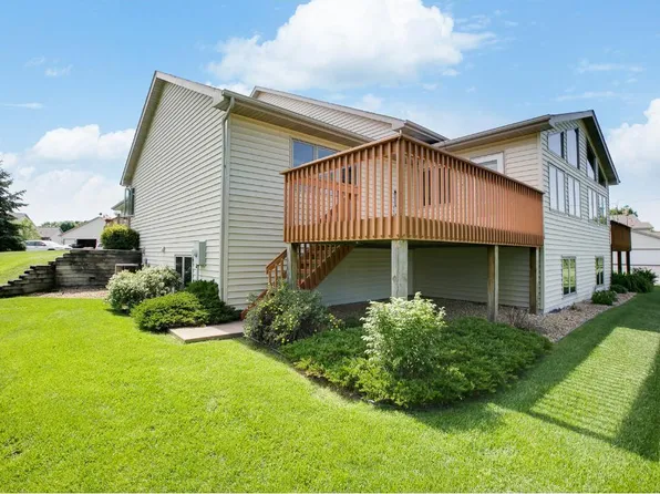 13031 Mulligan Ct, Lindstrom, MN 55045