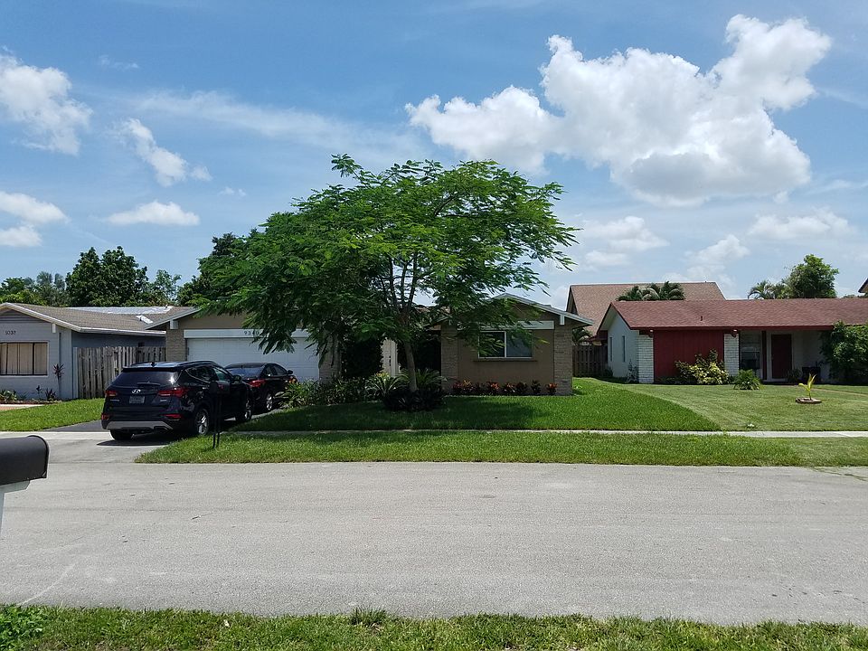 1st image of 9340 NW 38th Pl