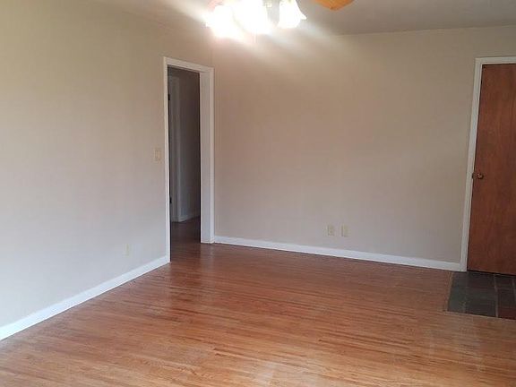 5th image of 10247 Central Ave