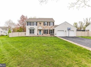 1663 N Ash Cir, Jamison, PA 18929
