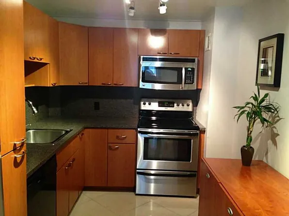 3375 N Country Club Dr APT 1001, Aventura, FL 33180