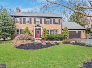 9708 Spring Ridge Ln, Vienna, VA 22182