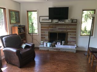 2709 Sun Dr, Akron, OH