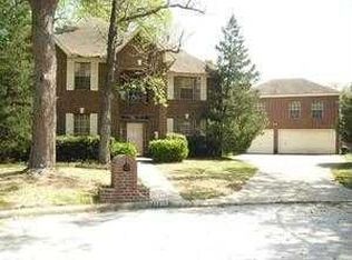 17302 Jackson Pines Dr, Houston, TX 77090