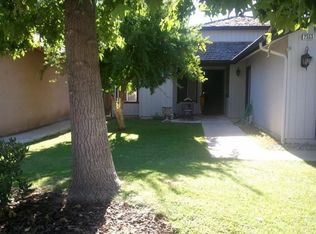 2553 N Selland Ave, Fresno, CA 93722