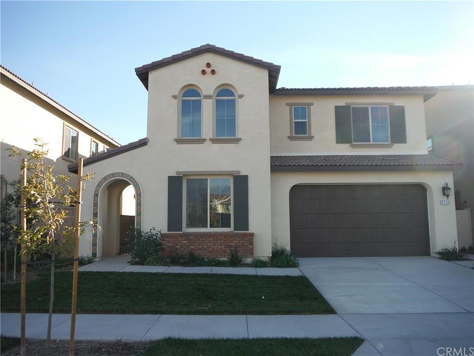 1st image of 2748 Rose Petal Way