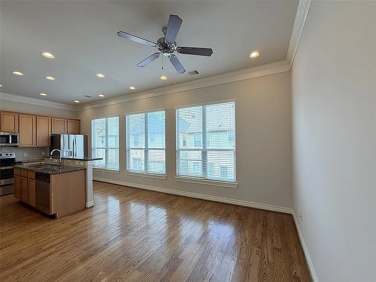 2612 Edgefield Lakes Dr — Photo 10
