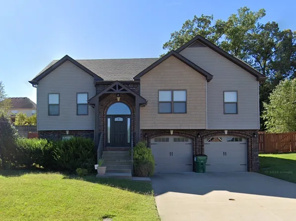 1280 Viewmont Dr, Clarksville, TN 37040