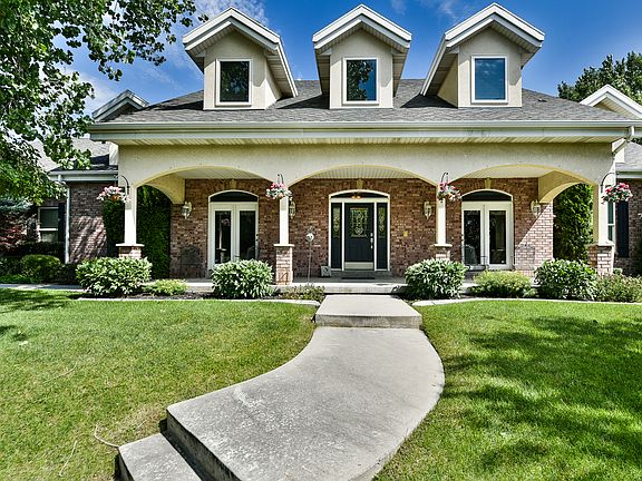 2nd image of 1044 W Park Palisade Dr