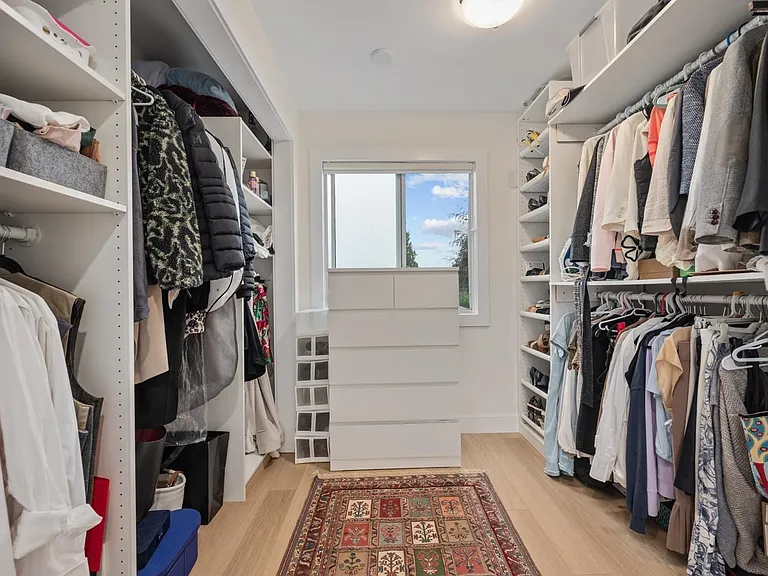 1390 Lawson Ave — Photo 15