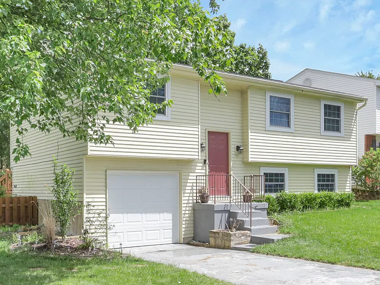 8752 Seabright Dr — Photo 31