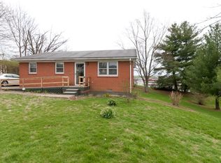 204 Rucker St, Flemingsburg, KY 41041