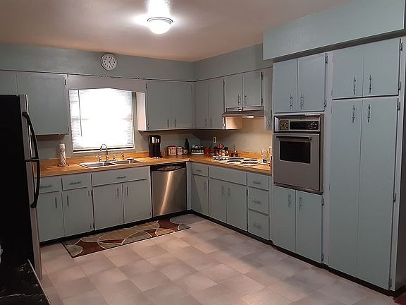 3rd image of 3824 117th St W