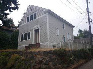 4509 SW Holgate St, Seattle, WA 98116