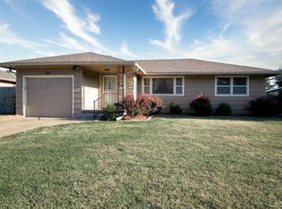728 Carl Ave, Salina, KS 67401