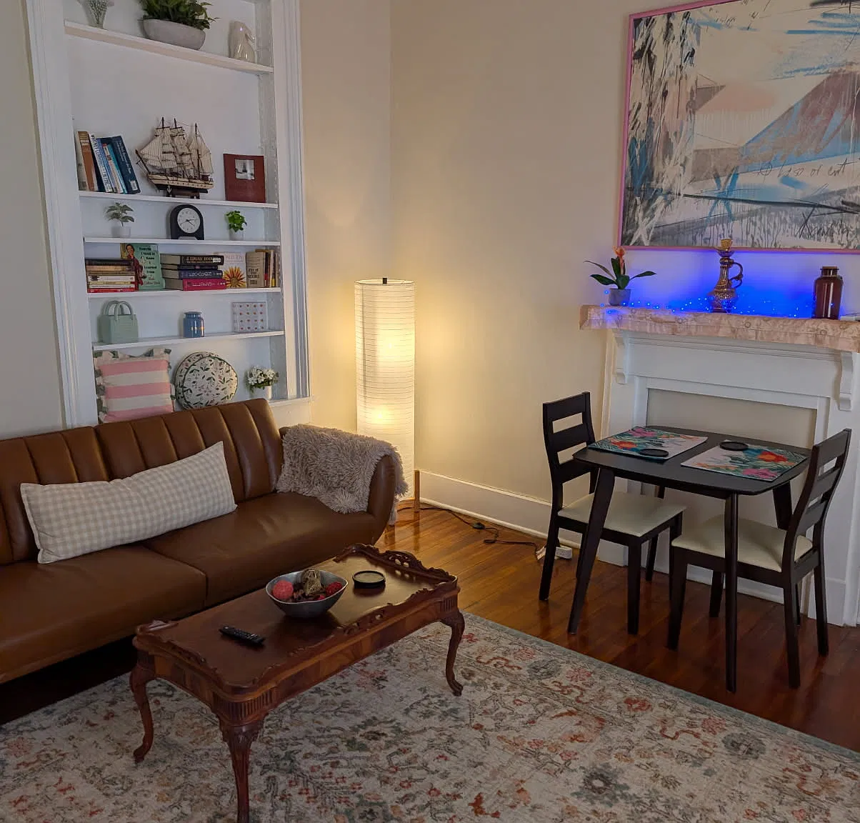 424 S Sycamore St — Photo 3