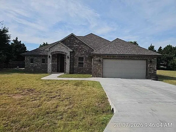 404 Hannah Ave, Fletcher, OK 73541
