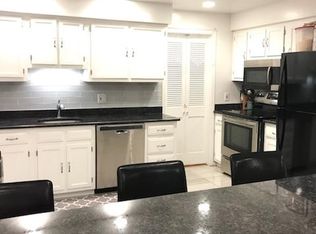 8 Rooftree Rd, Cherry Hill, NJ 08003