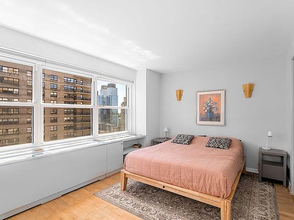 5th image of 150 W End Ave APT 25N