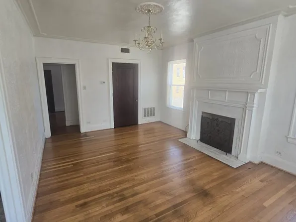 403 N 4th St, Steubenville, OH 43952