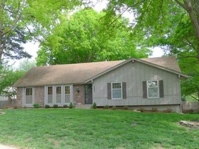 9800 W 99th Ter, Overland Park, KS, 66212