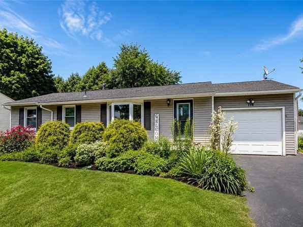 118 Underwood Ave, Hilton, NY 14468